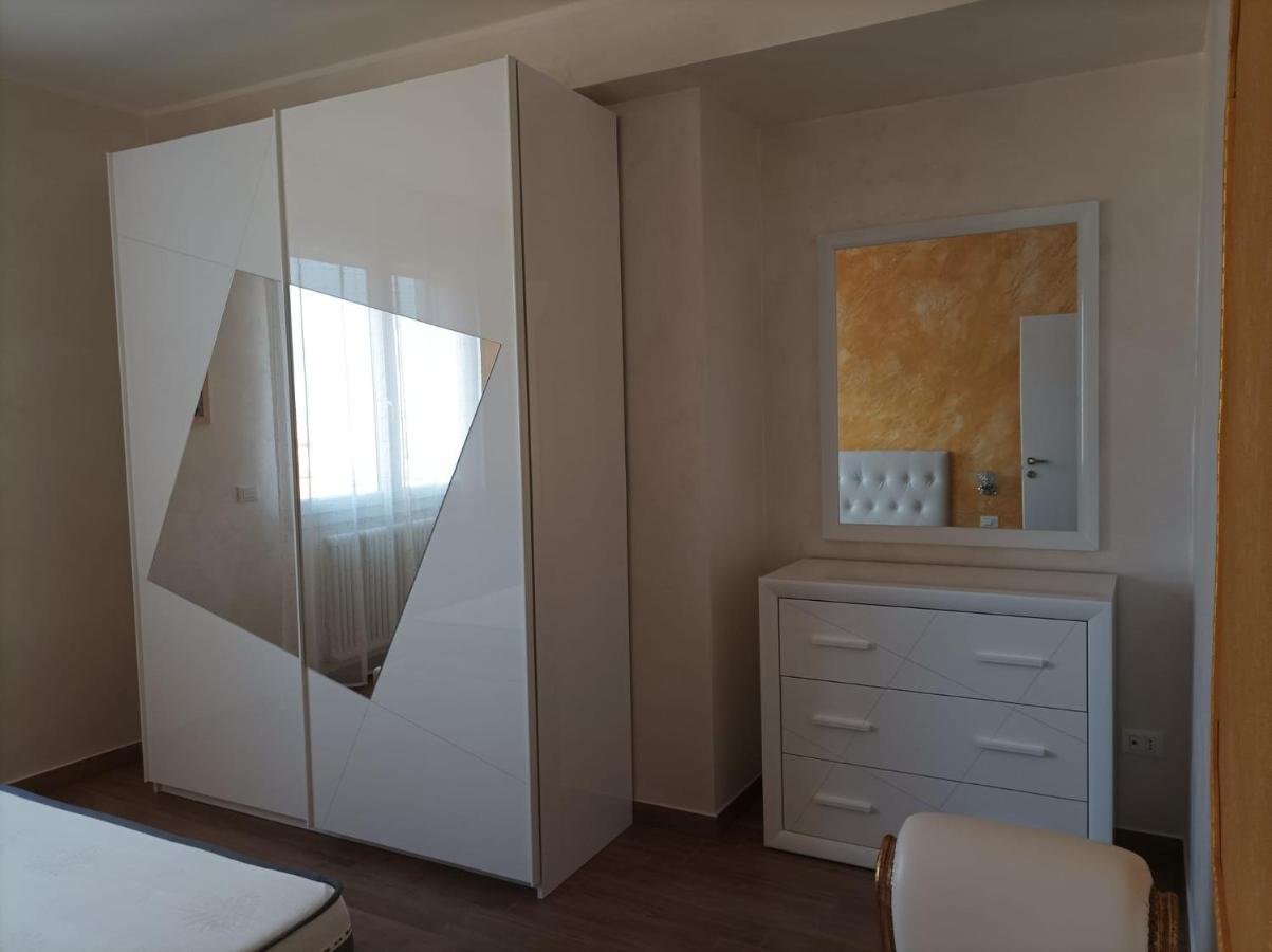 Casa Micaela Lägenhet Chioggia Exteriör bild